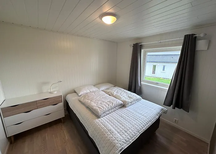 Moderne Feriehus I Bud