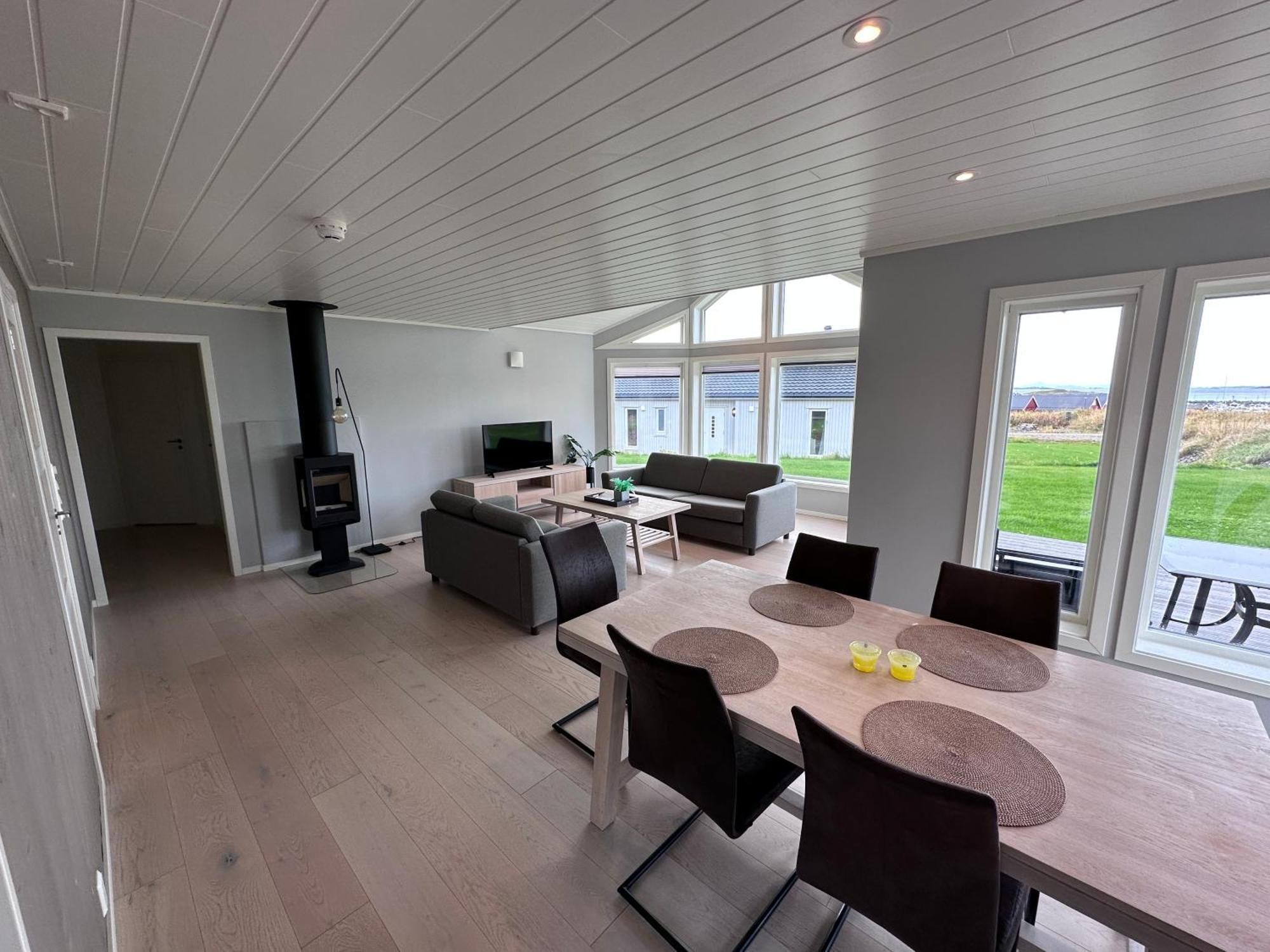 Moderne Feriehus I Holiday home *